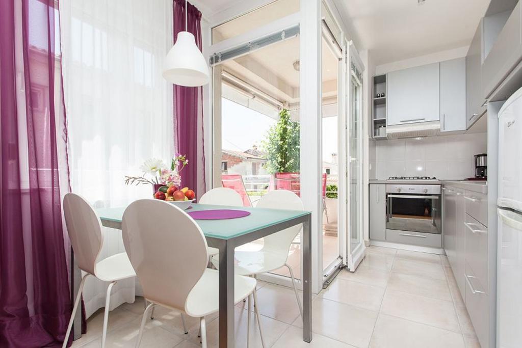 Kuvi Apartments Rovinj Zimmer foto
